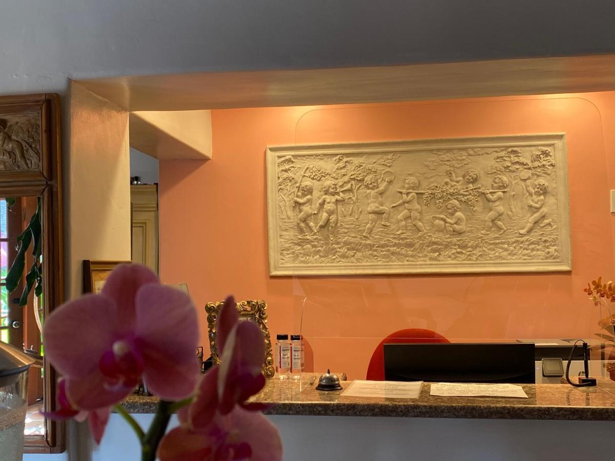 Villa Rosa Inn Санта Барбара Екстериор снимка