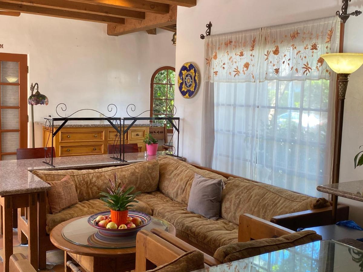 Villa Rosa Inn Санта Барбара Екстериор снимка