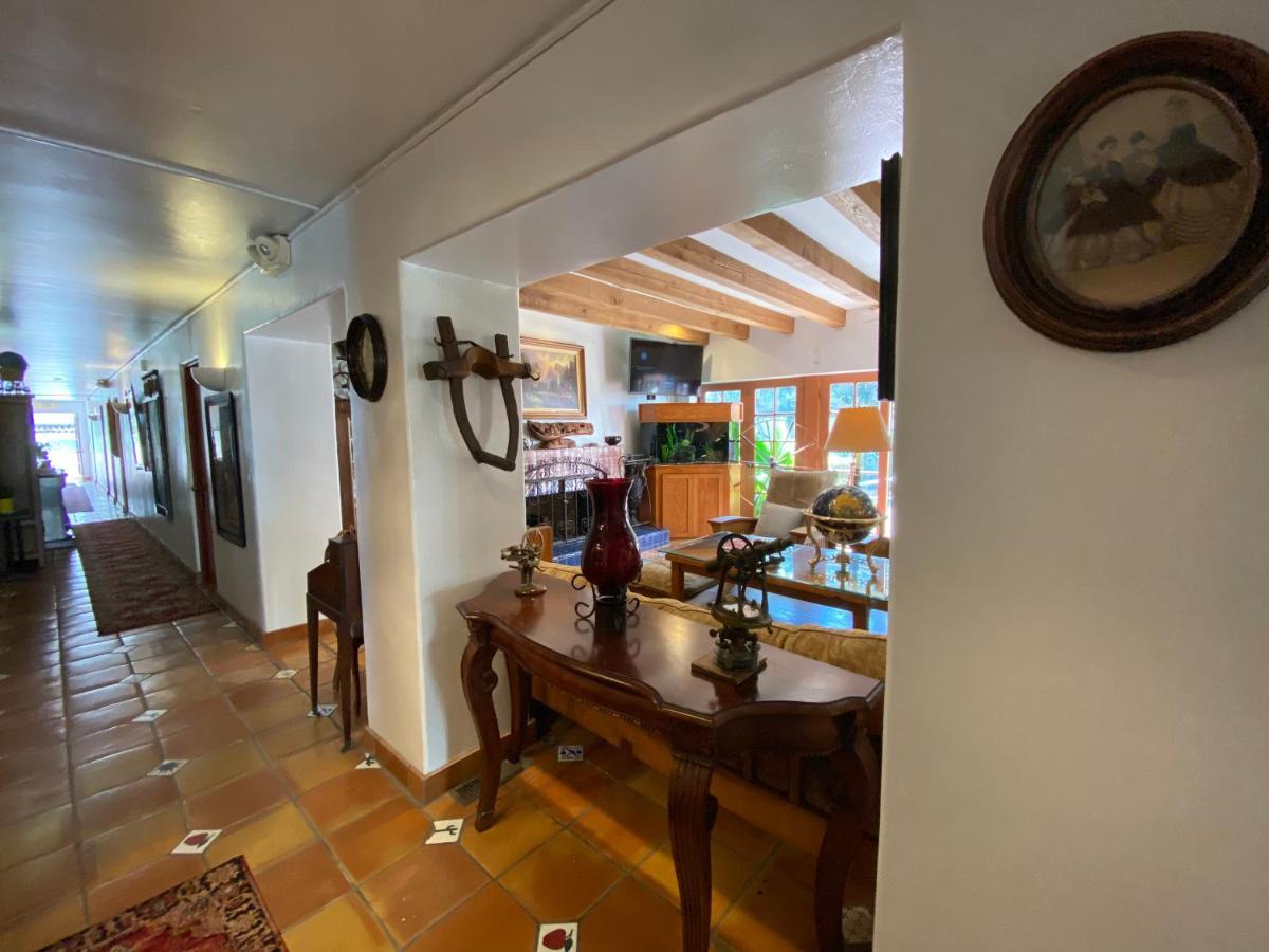 Villa Rosa Inn Санта Барбара Екстериор снимка