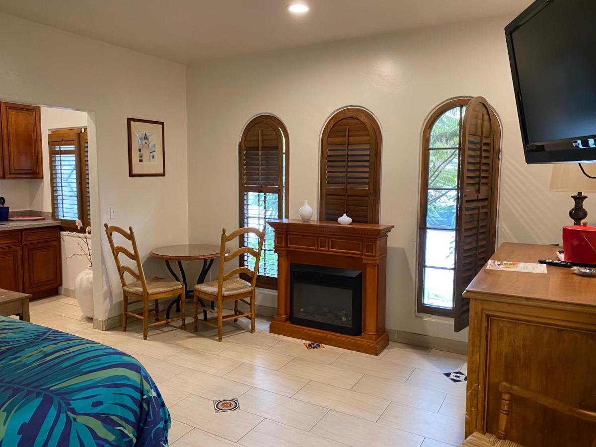 Villa Rosa Inn Санта Барбара Екстериор снимка