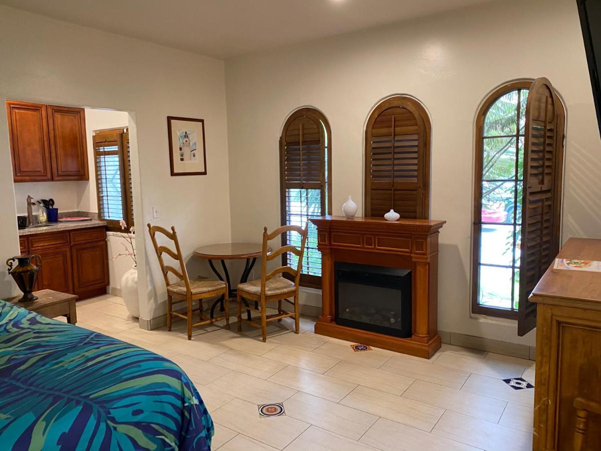 Villa Rosa Inn Санта Барбара Екстериор снимка