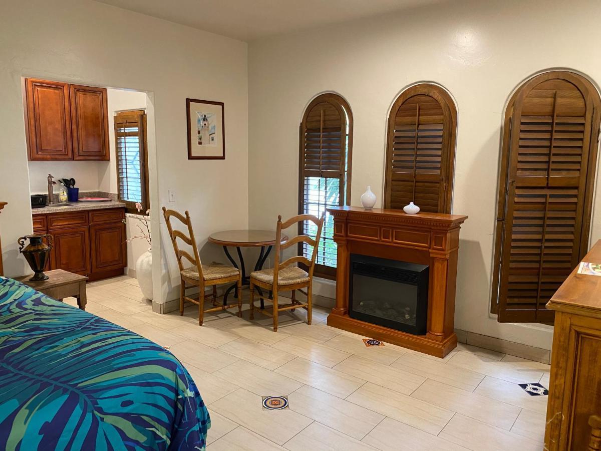 Villa Rosa Inn Санта Барбара Екстериор снимка