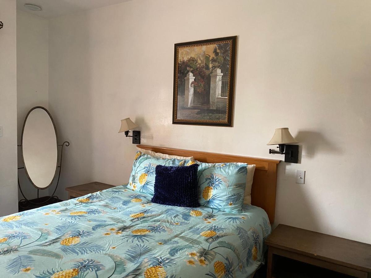Villa Rosa Inn Санта Барбара Екстериор снимка